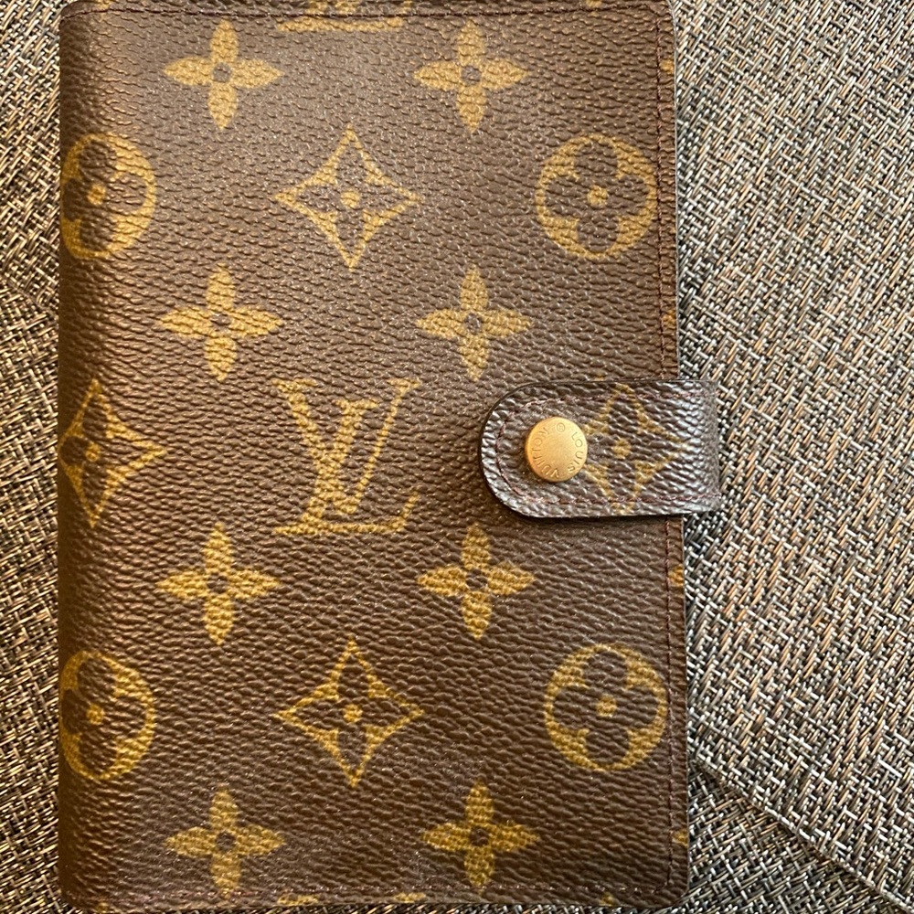 Authentic Louis Vuitton pocket size agenda